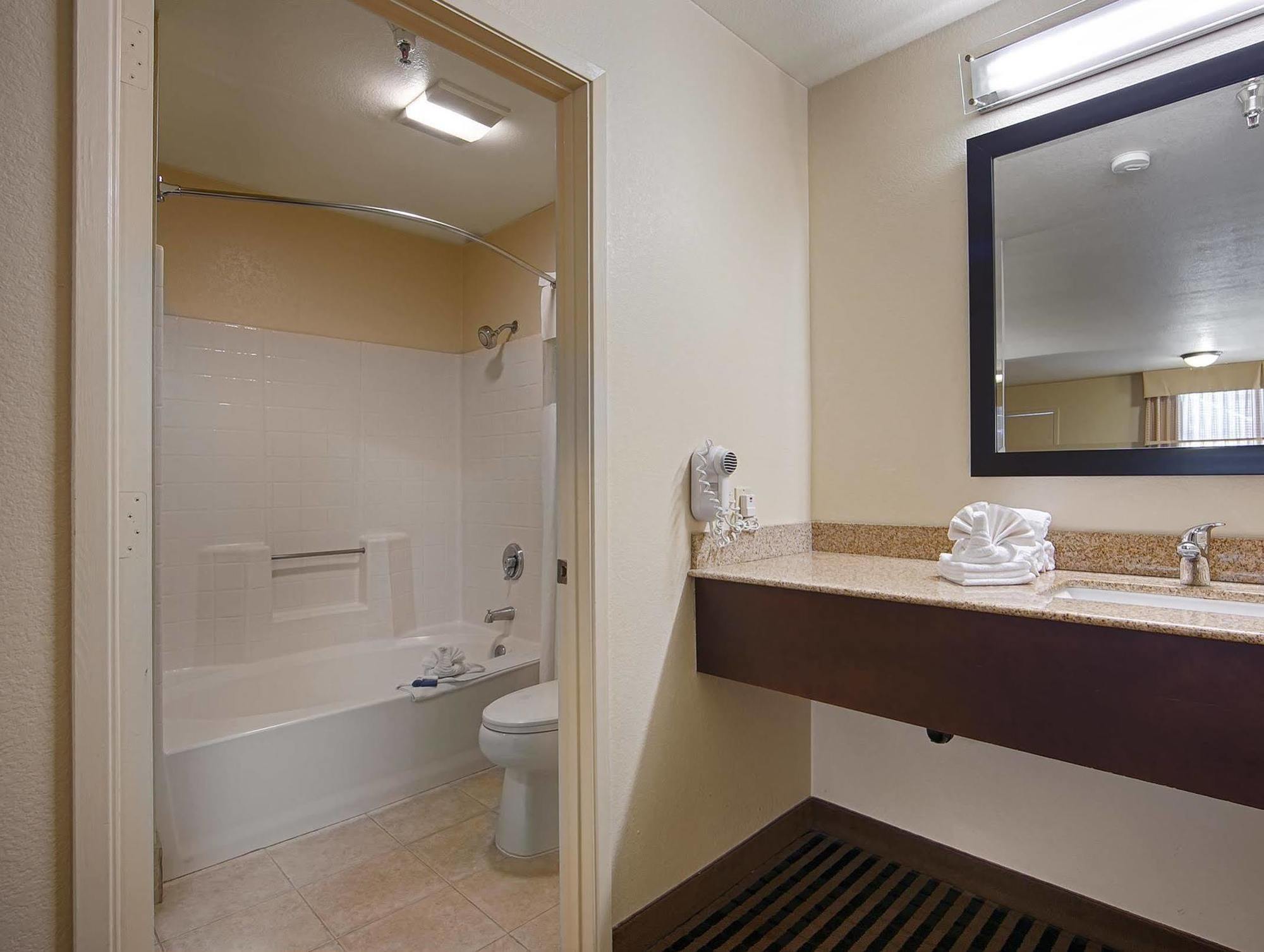 Best Western Marina State Beach Exterior foto